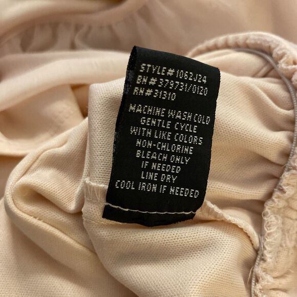 BCX Women’s Short SLeeve Blouse Light Pink Flutter Sleeve Lined Size Small - Picture 6 of 6